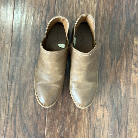 Short booties - Picture 3 of 3